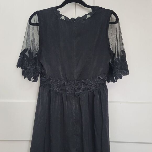 Wild honey black lace maxi dress, medium - Picture 4 of 9